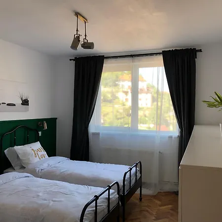 Lägenhet Grandview Brasov-3 Bedrooms, 1 Parking Place *